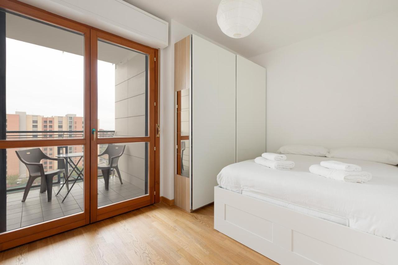 Milan Comfy Apartment X3 - With Balcony Exterior foto